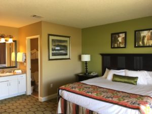 Holiday Inn Vacations master bed