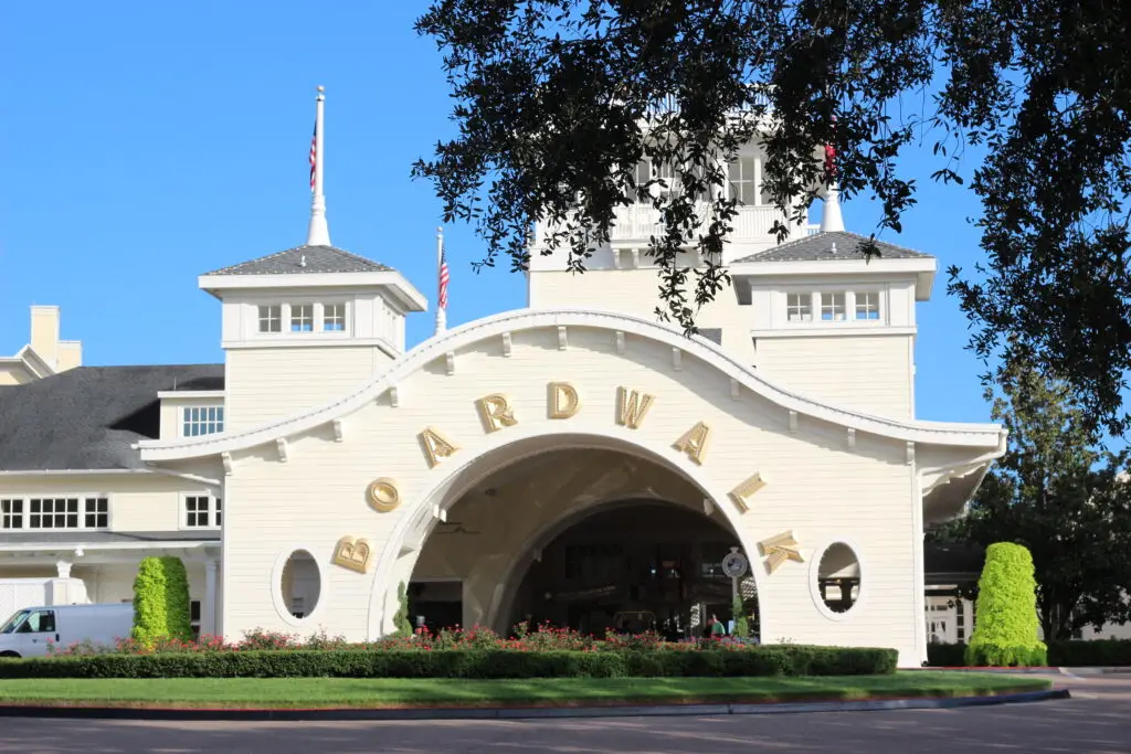 comparing disney resorts: disney's boardwalk