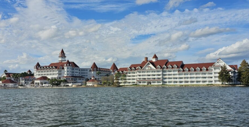 Disney's Grand Floridian Waterside Shot
